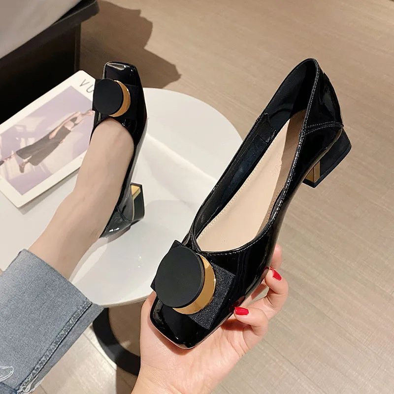 Authentic Leather Square Toe Women's Shoes 2022 Spring New Rubber Sole Low-Cut Fashion Patent Leather Pumps Soft Leather Chunky
Authentic Leather Square Toe Women's Shoes 2022 Spring New Rubber Sole Low-Cut Fashion Patent Leather Pumps Soft Leather Chunky