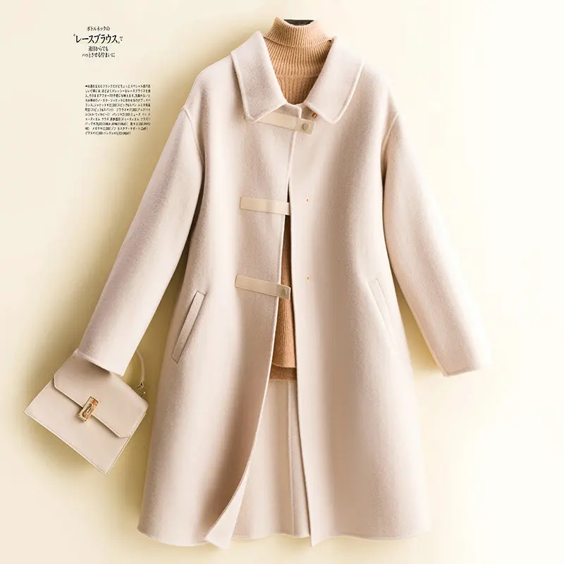 2023 Flip collar double-sided cashmere coat Women's mid length doll neck loose size temperament fashion wide edition wool coat
2023 Flip collar double-sided cashmere coat Women's mid length doll neck loose size temperament fashion wide edition wool coat
