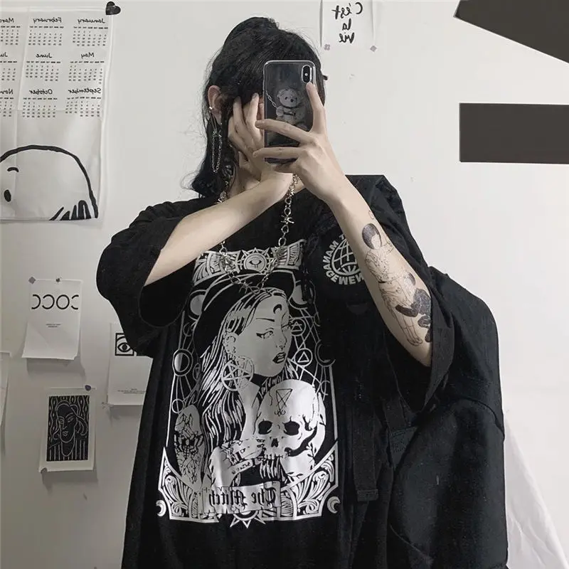 Oversized T-shirt Women T-shirt Harajuku Anime Printing tshirt Alphabet Short-sleeve Streetwear tops Loose White Hip Hop T-shirt
Oversized T-shirt Women T-shirt Harajuku Anime Printing tshirt Alphabet Short-sleeve Streetwear tops Loose White Hip Hop T-shirt