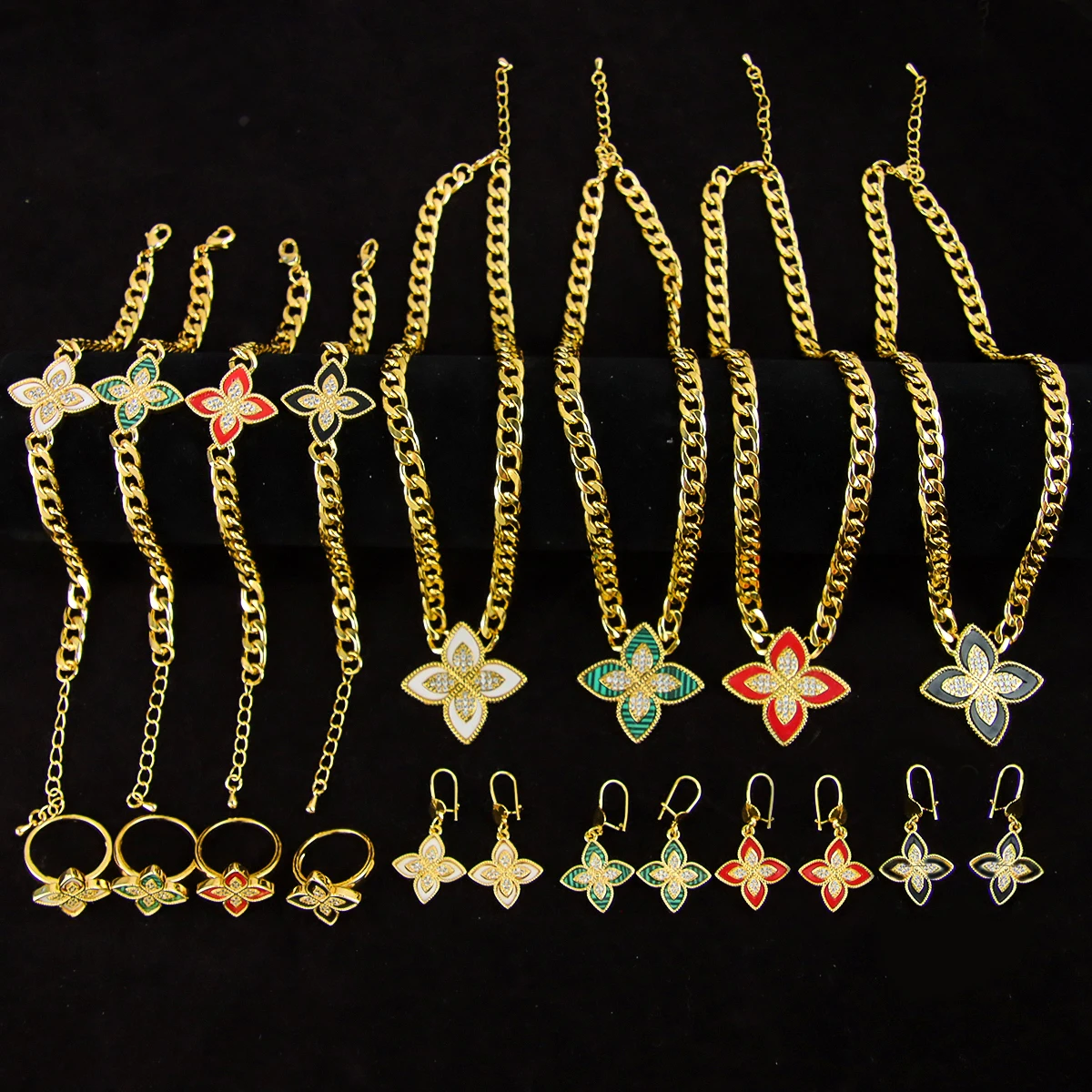 AYONG Dubai Zirconia Jewelry Set 21k Gold Plated 4 Colors Flower Pattern Dubai African Women Wedding Banquet Accessories
AYONG Dubai Zirconia Jewelry Set 21k Gold Plated 4 Colors Flower Pattern Dubai African Women Wedding Banquet Accessories