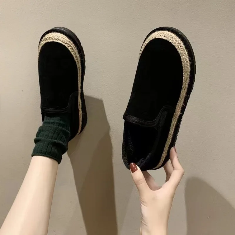 Snow Boots Women's 2022 Autumn and Winter New Fashion Korean Version of The Straw Flat Bottom Warm Bread Shoes Cotton Shoes
Snow Boots Women's 2022 Autumn and Winter New Fashion Korean Version of The Straw Flat Bottom Warm Bread Shoes Cotton Shoes