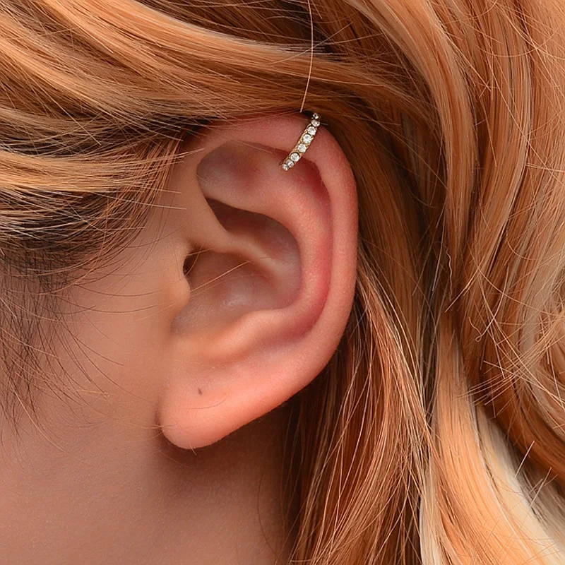High-quality Diamond-studded Ear Clips Without Ear Piercings New Ear Buckle Earrings Simple Sweet U-shaped Earrings for Women
High-quality Diamond-studded Ear Clips Without Ear Piercings New Ear Buckle Earrings Simple Sweet U-shaped Earrings for Women