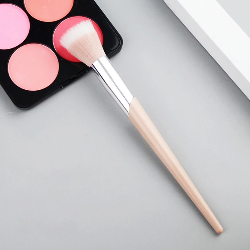 Professional Blush Brush Broom Head Liquid Foundation Shadow Repairing Brushes Women Face Base Makeup Beauty Tools
Professional Blush Brush Broom Head Liquid Foundation Shadow Repairing Brushes Women Face Base Makeup Beauty Tools