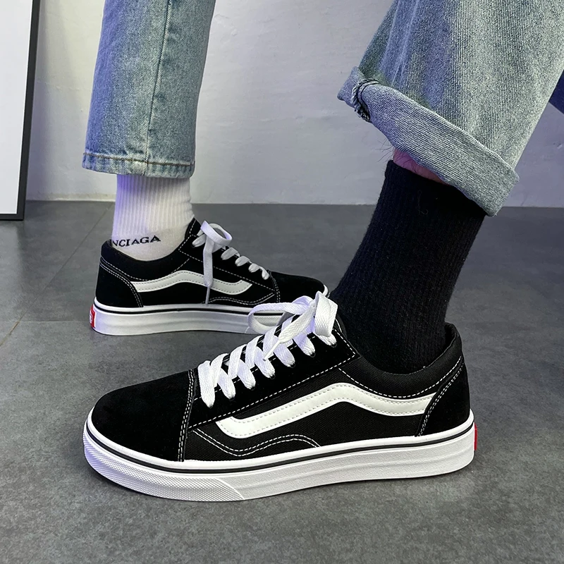 2022 Men's Sneaker Casual Shoes for Men Women High Quality Canvas Sneakers Unisex Walking Casual Sports Shoes Zapatillas Hombre
2022 Men's Sneaker Casual Shoes for Men Women High Quality Canvas Sneakers Unisex Walking Casual Sports Shoes Zapatillas Hombre