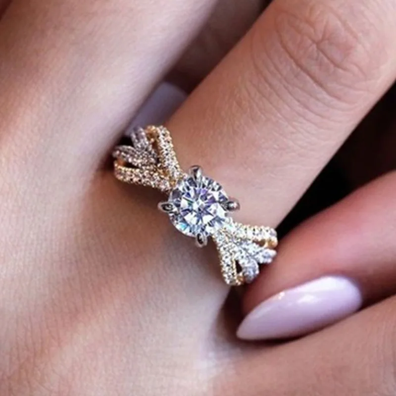 Wedding Anniversary Bands Two-Tone Design AAA CZ Fashion New Year Party Rings for Women Suitable for Couples Whole Sale
Wedding Anniversary Bands Two-Tone Design AAA CZ Fashion New Year Party Rings for Women Suitable for Couples Whole Sale