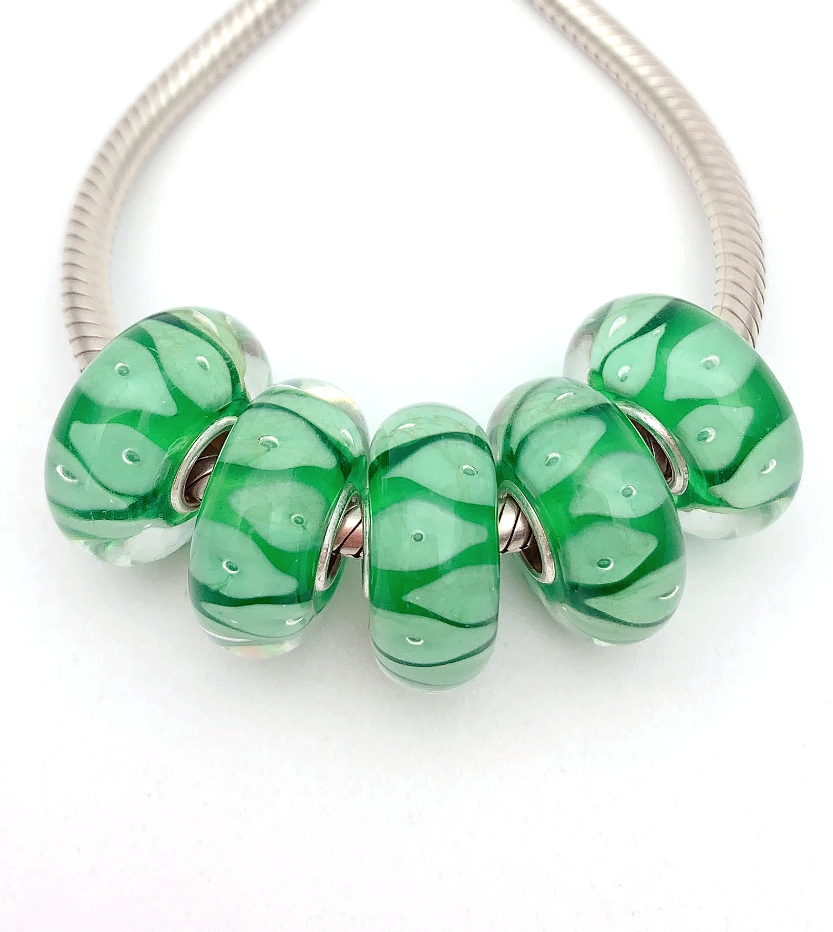 XHYG39 5X 100% Authenticity S925 Sterling Silver Beads Murano Glass beads Fit European Charms Bracelet diy jewelry Lampwork
XHYG39 5X 100% Authenticity S925 Sterling Silver Beads Murano Glass beads Fit European Charms Bracelet diy jewelry Lampwork