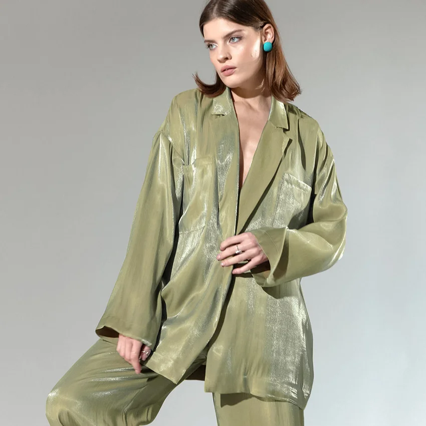New Fashion Women Pajamas Set Spring Autumn Long Sleeve Shirt Trouser Pijamas Suit French Loose Sleepwear Rayon Home Clothes
New Fashion Women Pajamas Set Spring Autumn Long Sleeve Shirt Trouser Pijamas Suit French Loose Sleepwear Rayon Home Clothes