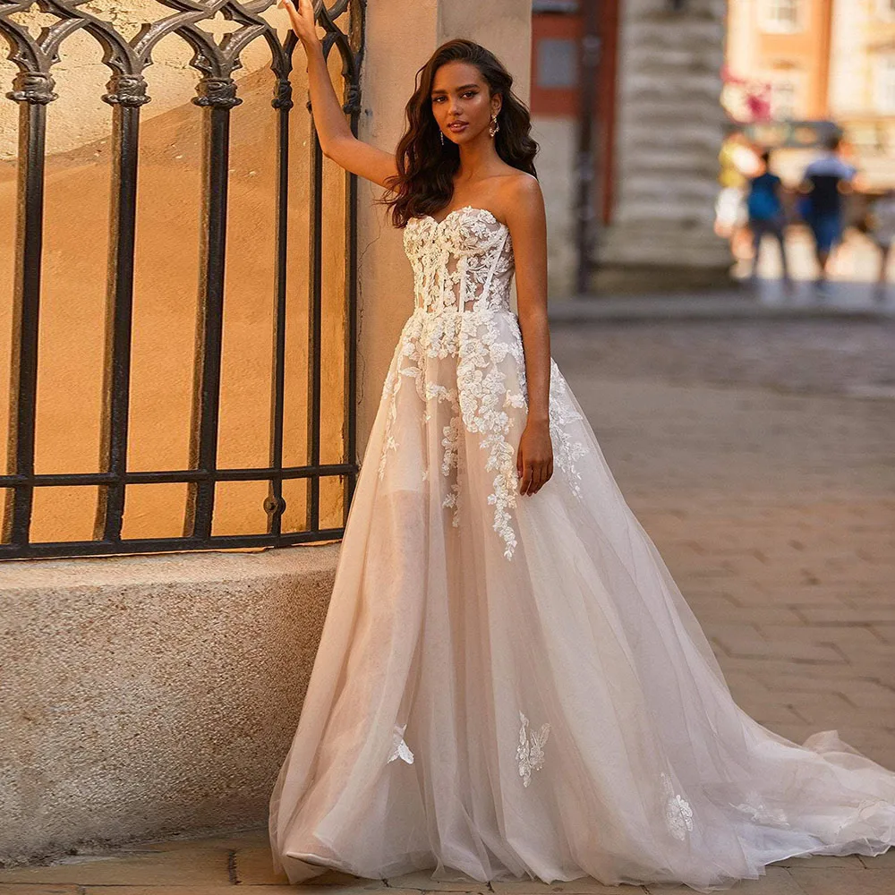 White Evening Dresses 2022 Lace Tulle Appliques A Line Strapless Long Prom Gowns Elegant Sparkle Night Women Party
White Evening Dresses 2022 Lace Tulle Appliques A Line Strapless Long Prom Gowns Elegant Sparkle Night Women Party