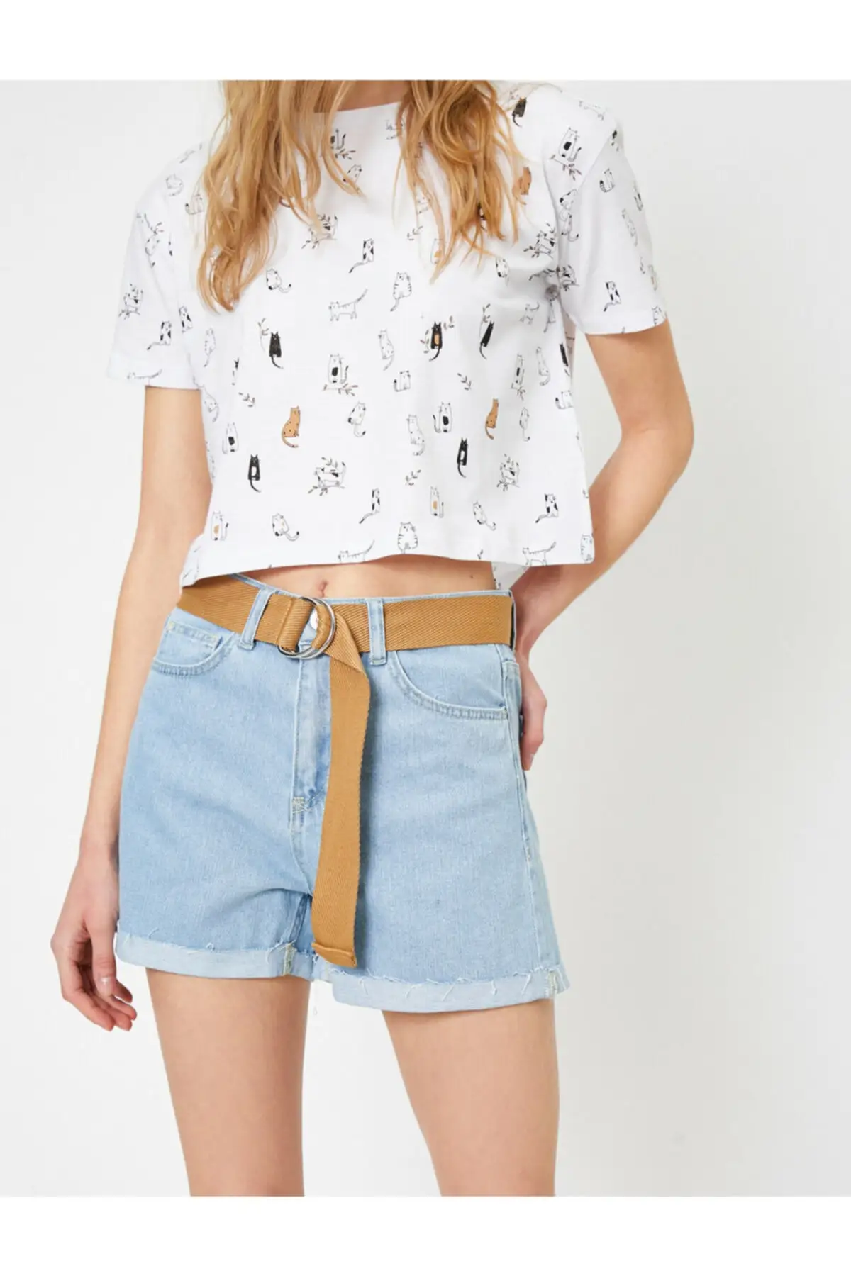 Women's Shorts Pocket Detailed Jean Shorts New Summer Fashion Bermuda Basic Short Pants Mini Trousers Short Pants
Women's Shorts Pocket Detailed Jean Shorts New Summer Fashion Bermuda Basic Short Pants Mini Trousers Short Pants
