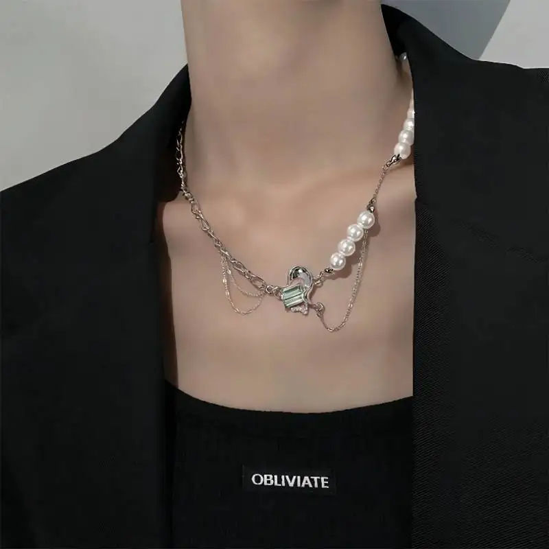 MODOMA Korean Fashion Luxury Zircon Pearl Choker Necklace For Women 2022 Splicing Design Pendant Female Stainless Steel Necklace
MODOMA Korean Fashion Luxury Zircon Pearl Choker Necklace For Women 2022 Splicing Design Pendant Female Stainless Steel Necklace