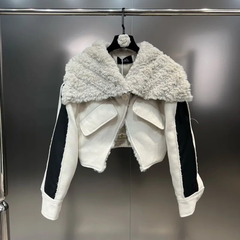 PREPOMP 2023 зимняя овечья шерсть воротник контрастных цветов одна пуговица двойные карманы шерстяная куртка короткое хлопковое пальто для женщин GM266 
PREPOMP 2023 зимняя овечья шерсть воротник контрастных цветов одна пуговица двойные карманы шерстяная куртка короткое хлопковое пальто для женщин GM266