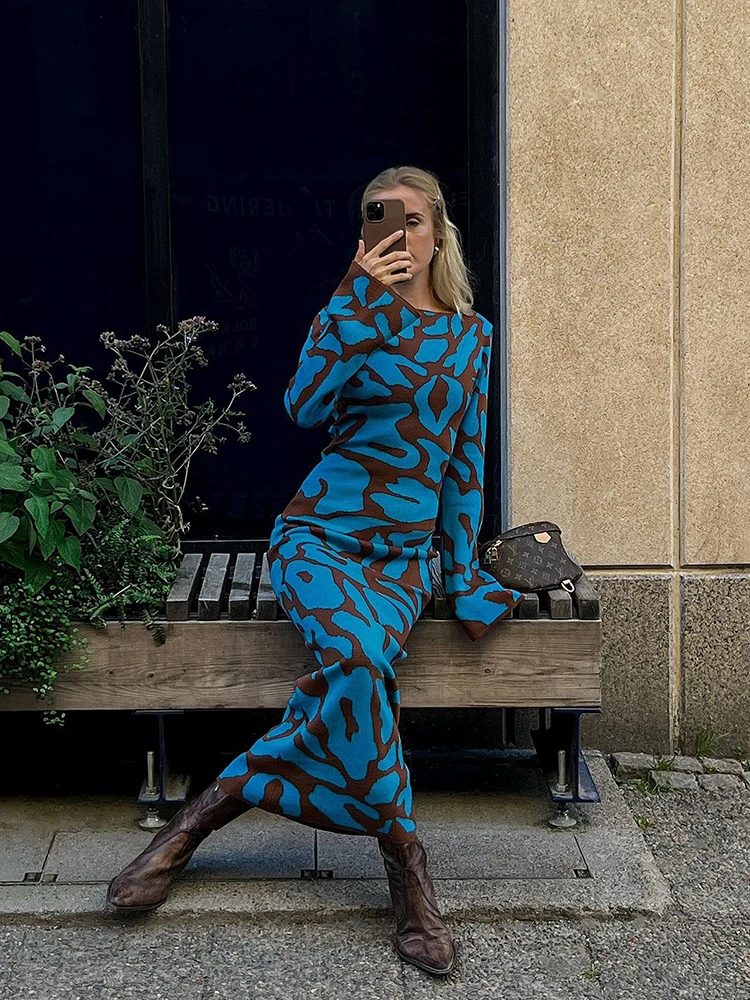 Casual Slim Women's Long Dress Elegant Flare Sleeve Bodycon Vestido African Clothing
Casual Slim Women's Long Dress Elegant Flare Sleeve Bodycon Vestido African Clothing