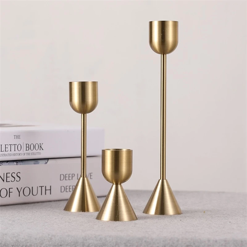 Vintage Alloy Turlip Candlestick Decorative Metal Stem Candle Holder Home Dining Table Centerpiece Houseware Decor Restaurant
Vintage Alloy Turlip Candlestick Decorative Metal Stem Candle Holder Home Dining Table Centerpiece Houseware Decor Restaurant