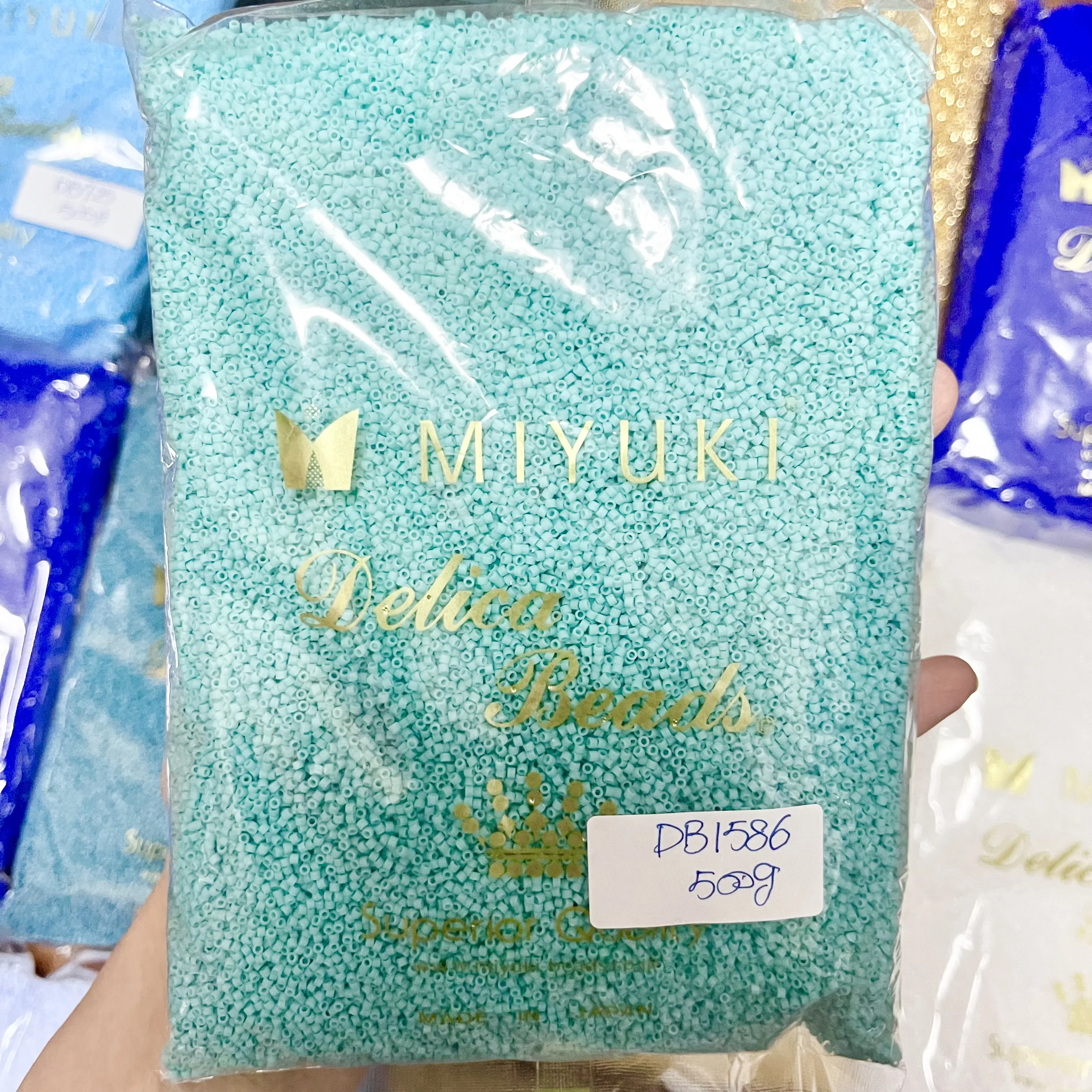 Fairywoo Hot Sale 500 Grams/Bag Miyuki Bead DB1586 Bead Mint Green Bead For Woman Jewelry Kit DIY Bracelet Bulk Wholesale Bead
Fairywoo Hot Sale 500 Grams/Bag Miyuki Bead DB1586 Bead Mint Green Bead For Woman Jewelry Kit DIY Bracelet Bulk Wholesale Bead