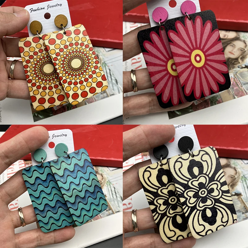 New Hot Vintage Ethnic Bohemian Style Earrings Tourism Beach Holiday Style Rectangular Wooden Earrings Gift Wholesale
New Hot Vintage Ethnic Bohemian Style Earrings Tourism Beach Holiday Style Rectangular Wooden Earrings Gift Wholesale