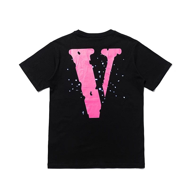 Женская футболка с буквенным принтом VLONE, свободная уличная футболка в стиле хип-хоп, хлопковая Повседневная футболка для мужчин, 2022
Женская футболка с буквенным принтом VLONE, свободная уличная футболка в стиле хип-хоп, хлопковая Повседневная футболка для мужчин, 2022