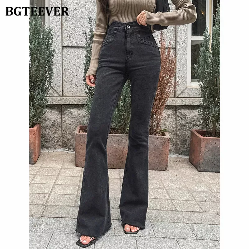 BGTEEVER New Autumn Winter Stylish Women Flare Jeans High Waist Button Ladies Pant Stretched Casual Female Denim Trousers 2021 
BGTEEVER New Autumn Winter Stylish Women Flare Jeans High Waist Button Ladies Pant Stretched Casual Female Denim Trousers 2021