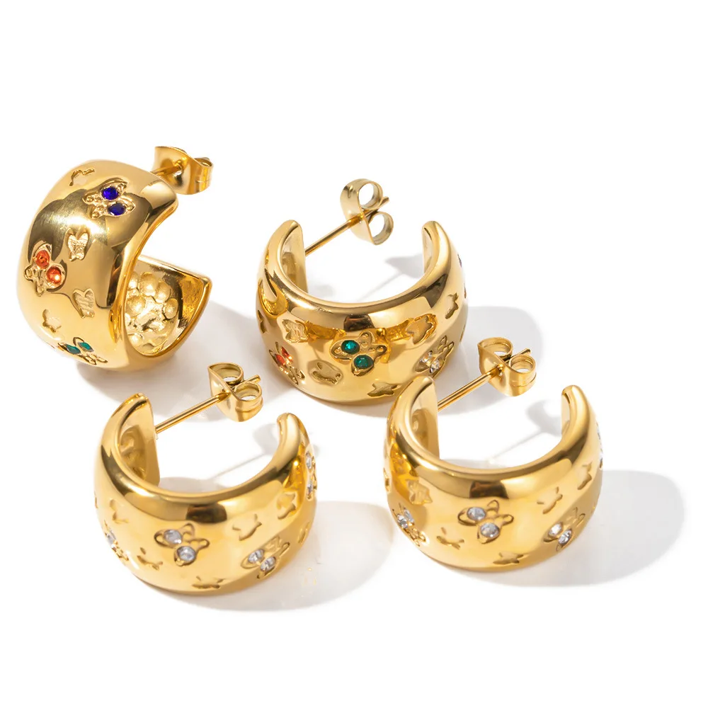 Stainless Steel PVD 18K Gold Plated Tarnish Waterproof Butterfly Ziron Inlay CC Hoop Earrings For Woman Jewelry Wholesale Trendy
Stainless Steel PVD 18K Gold Plated Tarnish Waterproof Butterfly Ziron Inlay CC Hoop Earrings For Woman Jewelry Wholesale Trendy
