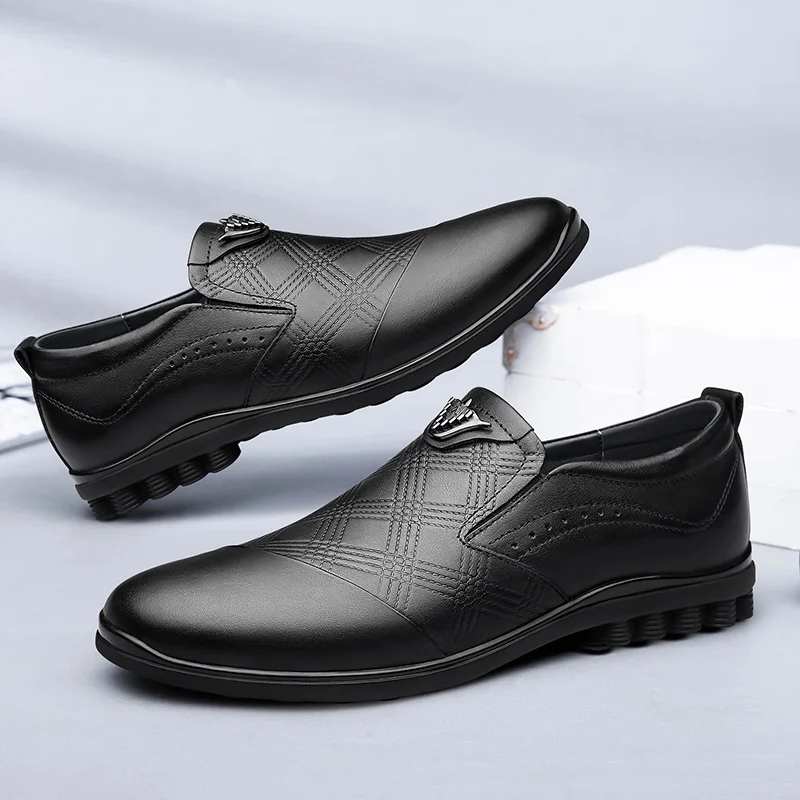 Fashion Slip On Casual Man Loafers Flats Shoe Driving Men Formal Business Leather Shoes Patchwork Embossing Footwear Zapatillas
Fashion Slip On Casual Man Loafers Flats Shoe Driving Men Formal Business Leather Shoes Patchwork Embossing Footwear Zapatillas