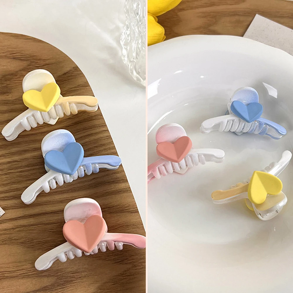 New Korea Heart Shape Acrylic Hair Claws Crab Large Hair Claw Clips For Woman Girls Bath Barrette Lady Fashion Headdress
New Korea Heart Shape Acrylic Hair Claws Crab Large Hair Claw Clips For Woman Girls Bath Barrette Lady Fashion Headdress