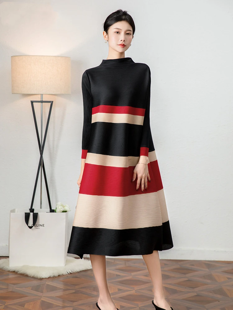 Miyake Pleated Dress High Collar Print Striped Dresses Loose Plus Size Wild Waist Elegant 2022 New Autumn Fashion
Miyake Pleated Dress High Collar Print Striped Dresses Loose Plus Size Wild Waist Elegant 2022 New Autumn Fashion