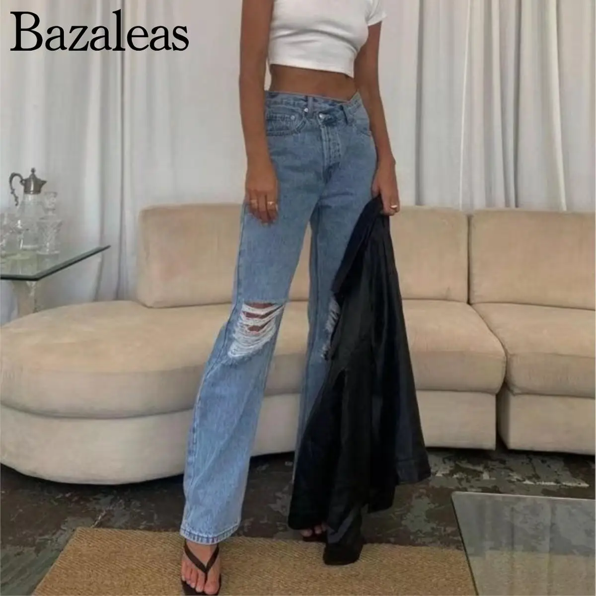 Women holes Front High Waist Seam straight Jeans Light Blue Buttons Demin Pants
Women holes Front High Waist Seam straight Jeans Light Blue Buttons Demin Pants