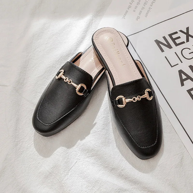Women's Slippers Summer 2022 New Fashion Outer Wear Loafers Muller Flat Shoes Comfortable Ins Metal Chain Decoration for Female
Women's Slippers Summer 2022 New Fashion Outer Wear Loafers Muller Flat Shoes Comfortable Ins Metal Chain Decoration for Female