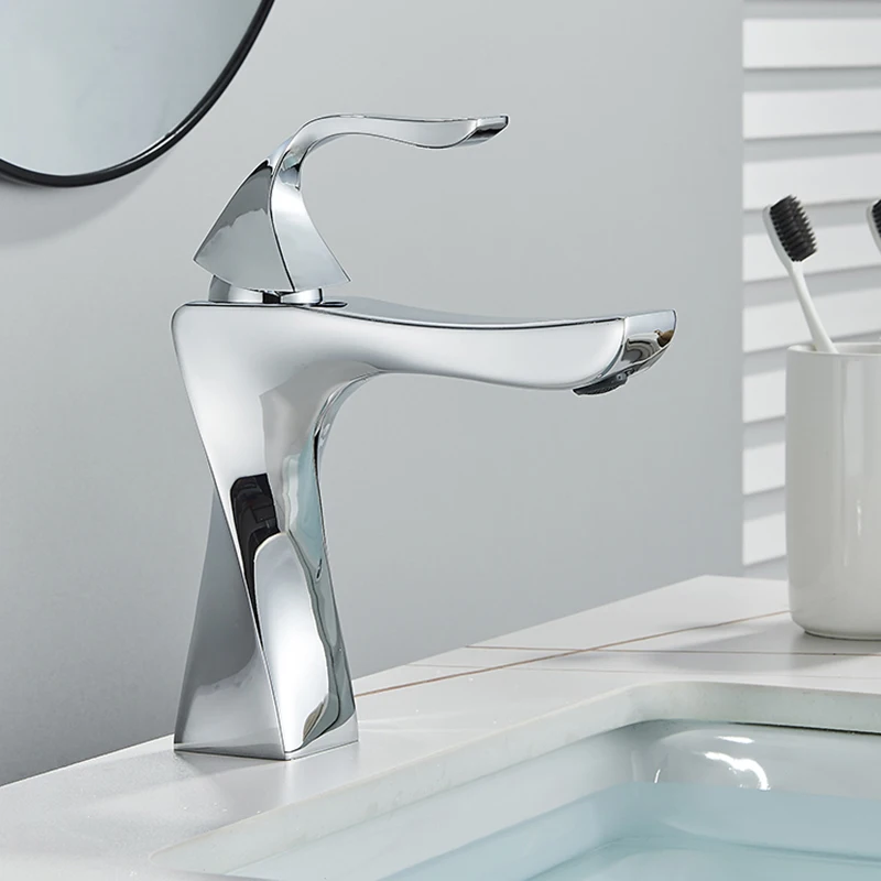 Vidric хромированный полированный Смеситель для ванной комнаты, водопад, смеситель горячей и холодной воды Tap, однорычажный черный смеситель для ванной комнаты
Vidric хромированный полированный Смеситель для ванной комнаты, водопад, смеситель горячей и холодной воды Tap, однорычажный черный смеситель для ванной комнаты