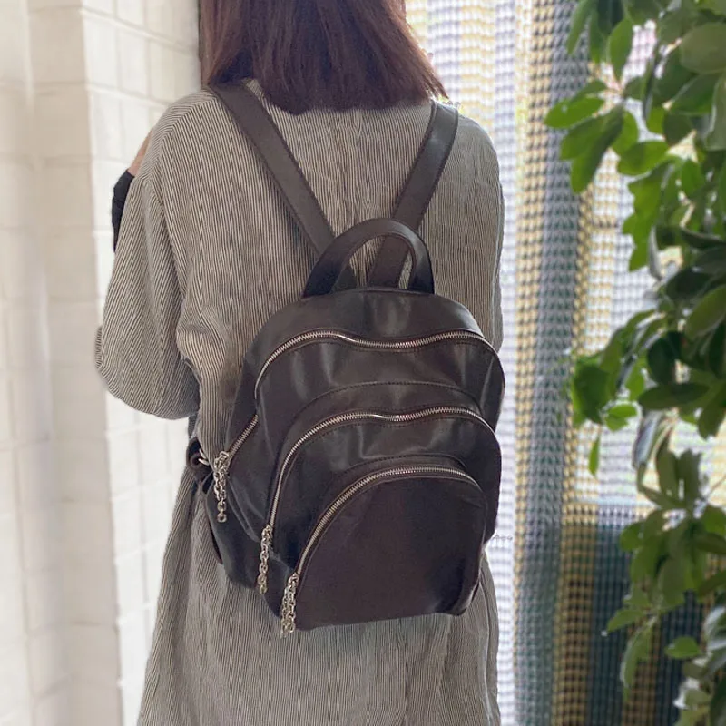 2023 Vintage New College Fashion Headpiece Layer Cowhide Large Capacity Multi Compartment Zipper Pocket Design Foldable Backpack
2023 Vintage New College Fashion Headpiece Layer Cowhide Large Capacity Multi Compartment Zipper Pocket Design Foldable Backpack