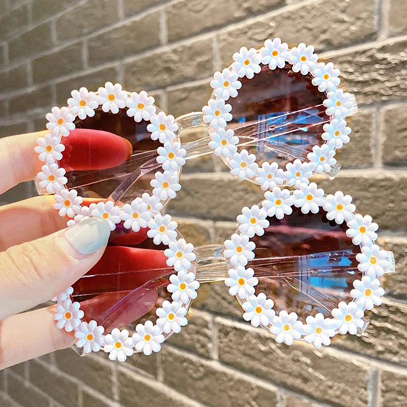 Children Sunglasses Cute Acrylic Daisy Flower Outdoor Sun Protection Baby Girls Classic Sun glasses Kids Boy UV400 Eyewear
Children Sunglasses Cute Acrylic Daisy Flower Outdoor Sun Protection Baby Girls Classic Sun glasses Kids Boy UV400 Eyewear