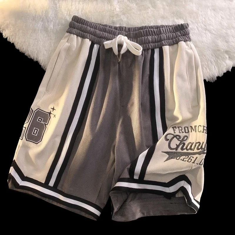 Vintage hiphop men casual shorts 2022 American trend high street couple sports pants college style embroidered basketball shorts
Vintage hiphop men casual shorts 2022 American trend high street couple sports pants college style embroidered basketball shorts