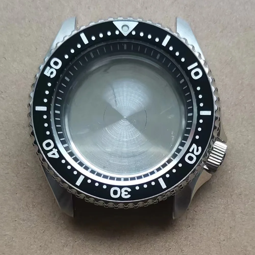 Запасные части для часов, высококачественная нержавеющая сталь SKX007/009, чехол для часов, закручивающаяся корона, подходит для движения NH35/36
Запасные части для часов, высококачественная нержавеющая сталь SKX007/009, чехол для часов, закручивающаяся корона, подходит для движения NH35/36