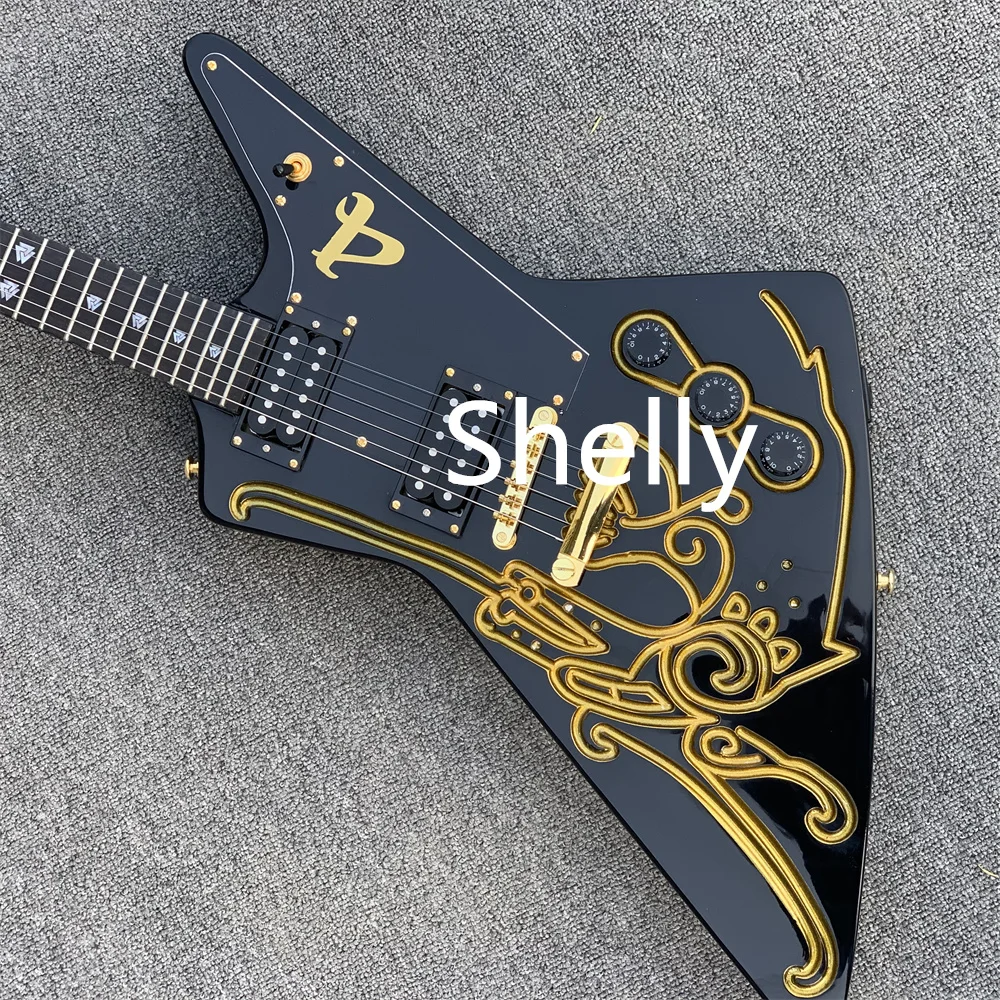 In stock Shaped goose electric guitar ebony fingerboard gold pattern carved black body guitars guitarra
In stock Shaped goose electric guitar ebony fingerboard gold pattern carved black body guitars guitarra