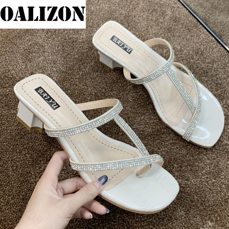 Women Crystal Slippers Chunky Flip Flops 2022 Summer New Designer Sandals Luxury Slingback Women Shoes Dress Party Mujer Slides
Women Crystal Slippers Chunky Flip Flops 2022 Summer New Designer Sandals Luxury Slingback Women Shoes Dress Party Mujer Slides