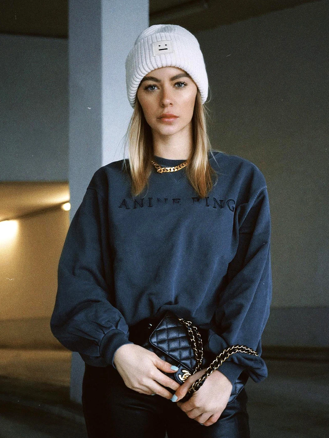 Letter Embroidery Sweatshirt Women 2022 Spring Autumn Fashion Designer Pullover Hoodies Femme Casual Luxury Sweatshirts Tops
Letter Embroidery Sweatshirt Women 2022 Spring Autumn Fashion Designer Pullover Hoodies Femme Casual Luxury Sweatshirts Tops