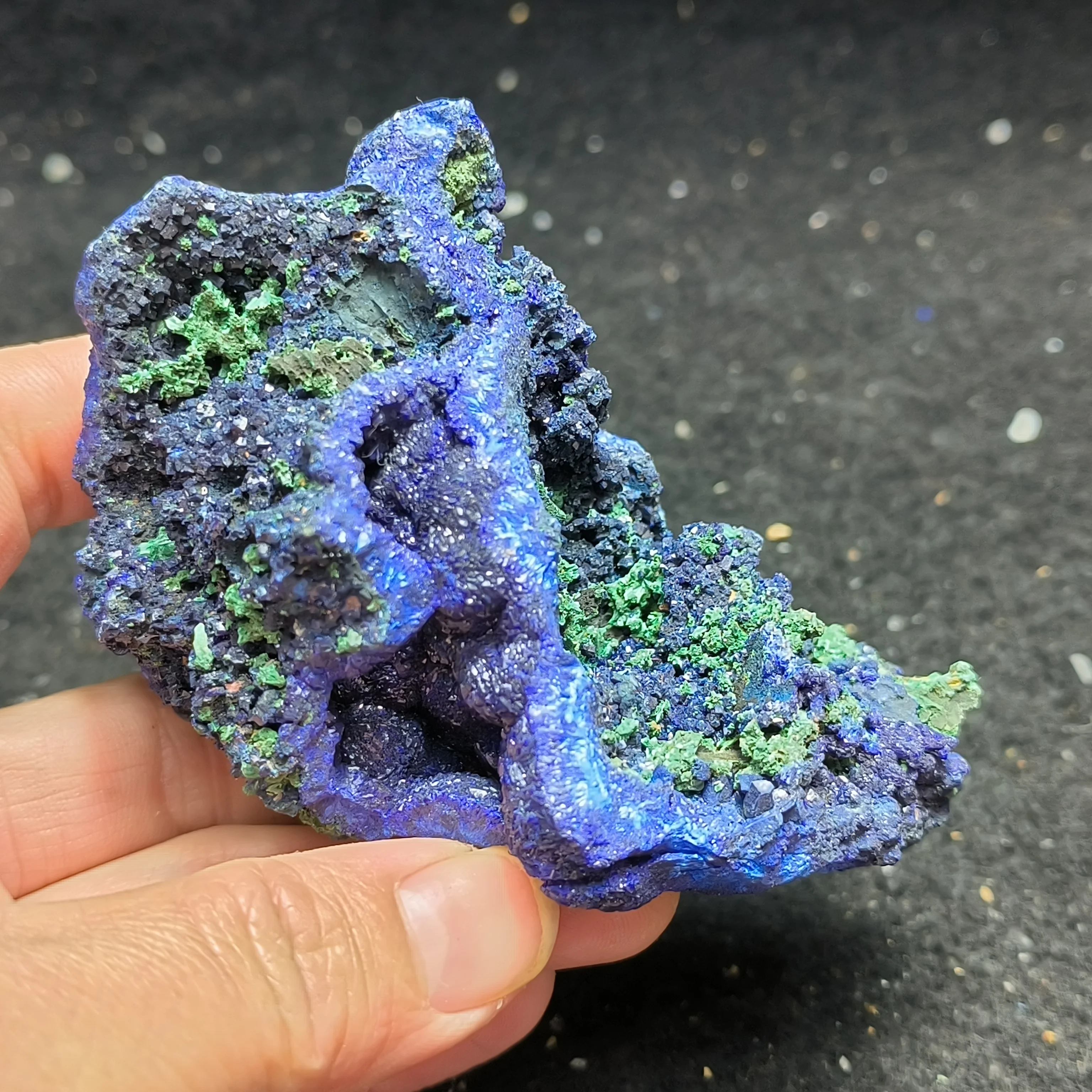 190,3 gMalachite синяя Медь Кристалл минеральный камень украшение Кристалл Исцеление энергия Геология обучающая Коллекция ювелирных изделий
190,3 gMalachite синяя Медь Кристалл минеральный камень украшение Кристалл Исцеление энергия Геология обучающая Коллекция ювелирных изделий