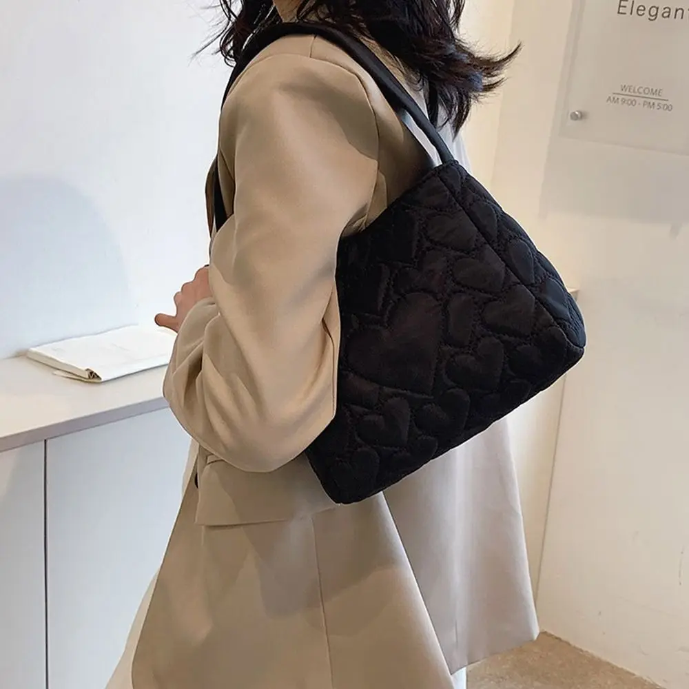 Fashion Casual Bags for Women Oxford Cloth Simple Love Heart Large Capacity Tote bag Portable Girls Shopping Makeup Shoulder Bag
Fashion Casual Bags for Women Oxford Cloth Simple Love Heart Large Capacity Tote bag Portable Girls Shopping Makeup Shoulder Bag
