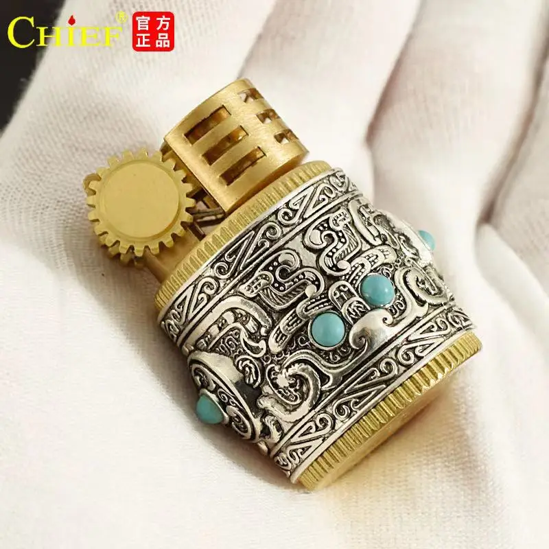 

CHIEF Silver Armor Fun Portable Retro Creative Finger Ring Kerosene Lighter Pure Copper Windproof Smoking Accessories Men's Gift