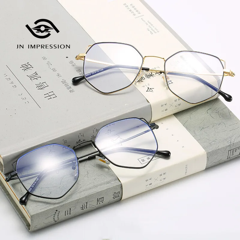 Fashion Retro Metal Cat Ear Frame Myopia Glasses Anti-blue Light 0° Glasses and Minus Glasses for Men Prescription Glasses Women 
Fashion Retro Metal Cat Ear Frame Myopia Glasses Anti-blue Light 0° Glasses and Minus Glasses for Men Prescription Glasses Women