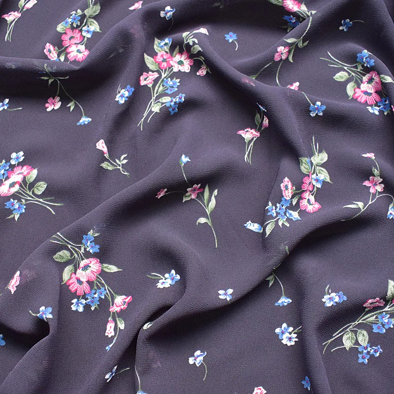 High Quality, High Viscosity Chiffon, Spring And Summer Printed Fabric, Navy Blue Background, Small Broken Flowers, Soft Clothin
High Quality, High Viscosity Chiffon, Spring And Summer Printed Fabric, Navy Blue Background, Small Broken Flowers, Soft Clothin