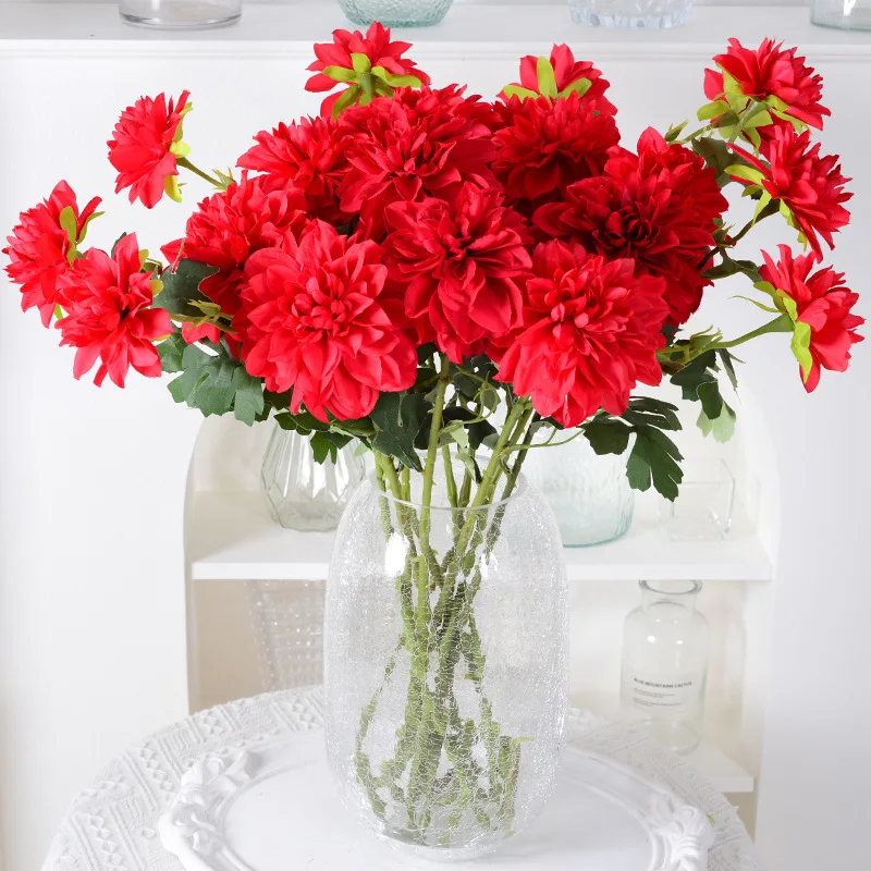 2 Simulation Flowers Chrysanthemums Wedding Photography Props Auditorium Decoration Plastic Flowers Artificial Flowers 
2 Simulation Flowers Chrysanthemums Wedding Photography Props Auditorium Decoration Plastic Flowers Artificial Flowers