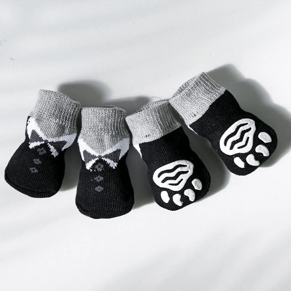 4pcs/set Puppy Socks Anti-Slip Winter Cats Paw Protector Socks Washable Cats Warm Protector Socks Polyester for Pet Accessories
4pcs/set Puppy Socks Anti-Slip Winter Cats Paw Protector Socks Washable Cats Warm Protector Socks Polyester for Pet Accessories