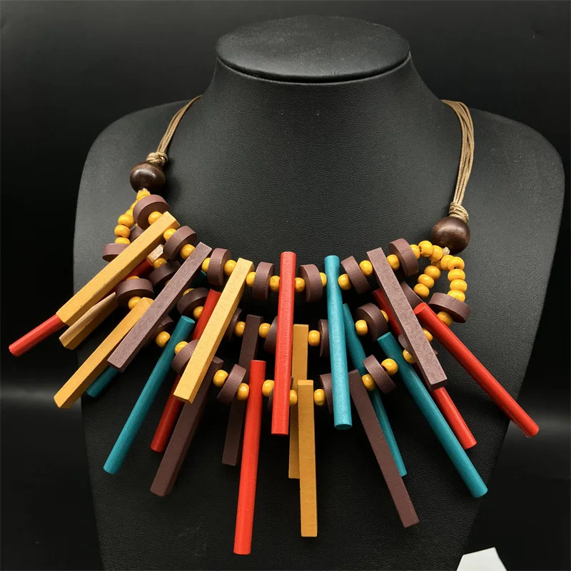 Exaggerated Bohemian Wood Stick Branch Necklace European and American Colorful Beaded Rope Chain Ethnic Short Necklace For Women
Exaggerated Bohemian Wood Stick Branch Necklace European and American Colorful Beaded Rope Chain Ethnic Short Necklace For Women