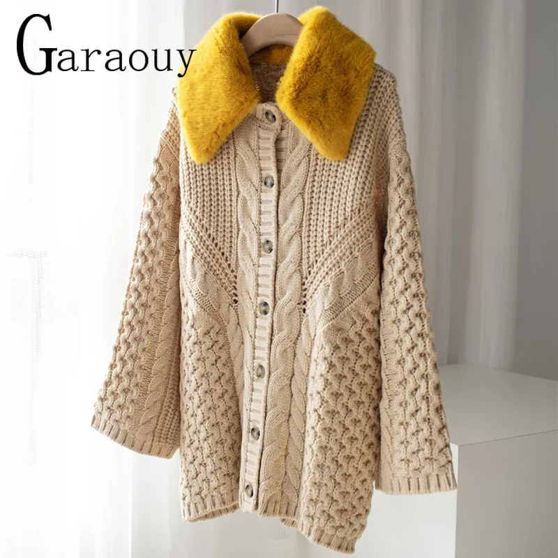 Garaouy 2023 Spring Woman Knitted Cardigan Fashion Fur Collar Single Breasting Weave Coat Female Loose Knitwear Jacket Mujer Top
Garaouy 2023 Spring Woman Knitted Cardigan Fashion Fur Collar Single Breasting Weave Coat Female Loose Knitwear Jacket Mujer Top