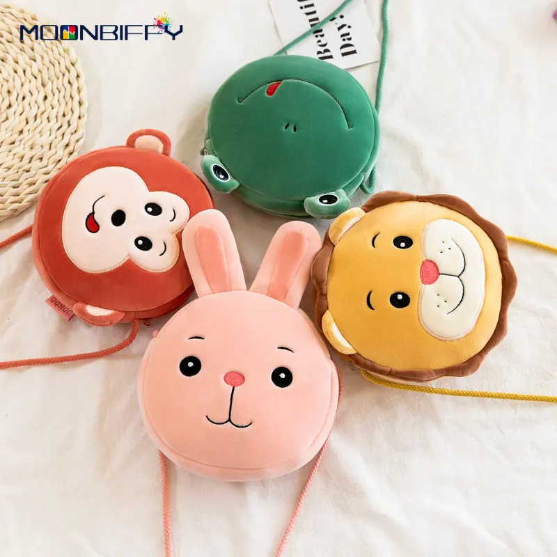 Плюшевые кошельки 20 см, Детская мультяшная милая собака, кролик, Лев, Женская плюшевая Сумка-Кроссбоди, сумка через плечо, милая сумка, милые ...
Плюшевые кошельки 20 см, Детская мультяшная милая собака, кролик, Лев, Женская плюшевая Сумка-Кроссбоди, сумка через плечо, милая сумка, милые ...