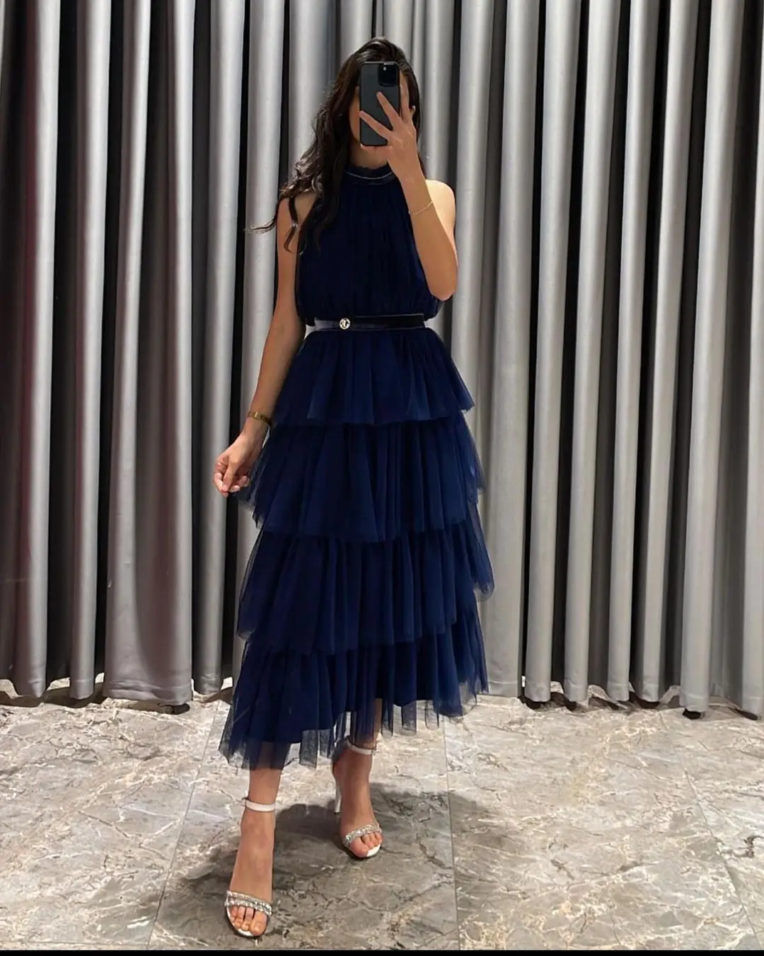 Elegant A-Line Muslim Formal Evening Dresses Long Sleeves Tulle High Neck Beaded Lace Women Prom Party Gowns Plus Size 
Elegant A-Line Muslim Formal Evening Dresses Long Sleeves Tulle High Neck Beaded Lace Women Prom Party Gowns Plus Size