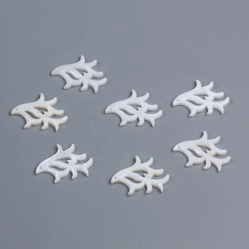 21.5*30mm coral shape shell bead craft for hanging ornament
21.5*30mm coral shape shell bead craft for hanging ornament