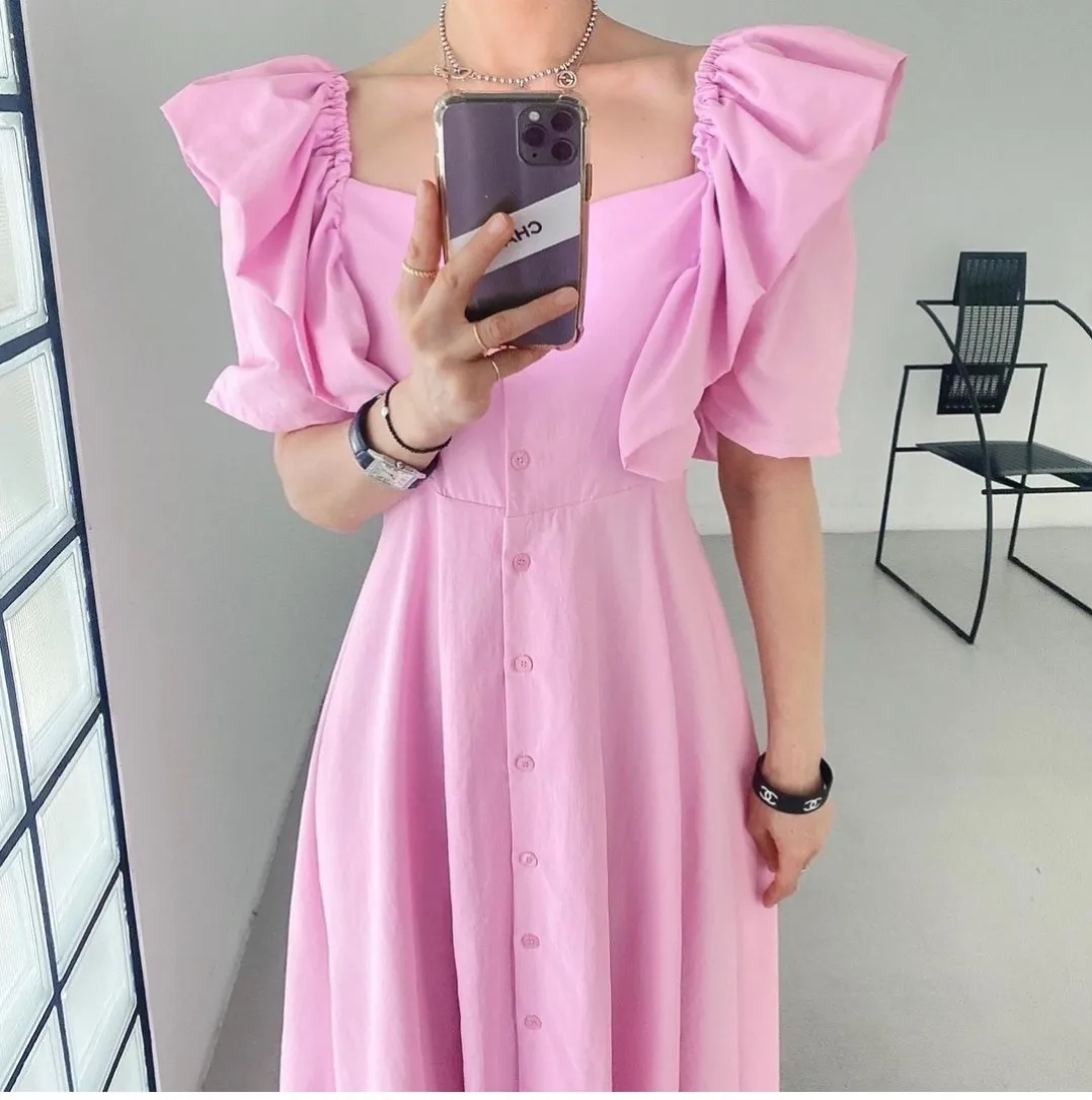 SuperAen 2022 Summer Autumn Chic Elegant Lady Style Slimming Dress Girls A-LINE Flounced Edge Puff Sleeve Long Dress
SuperAen 2022 Summer Autumn Chic Elegant Lady Style Slimming Dress Girls A-LINE Flounced Edge Puff Sleeve Long Dress