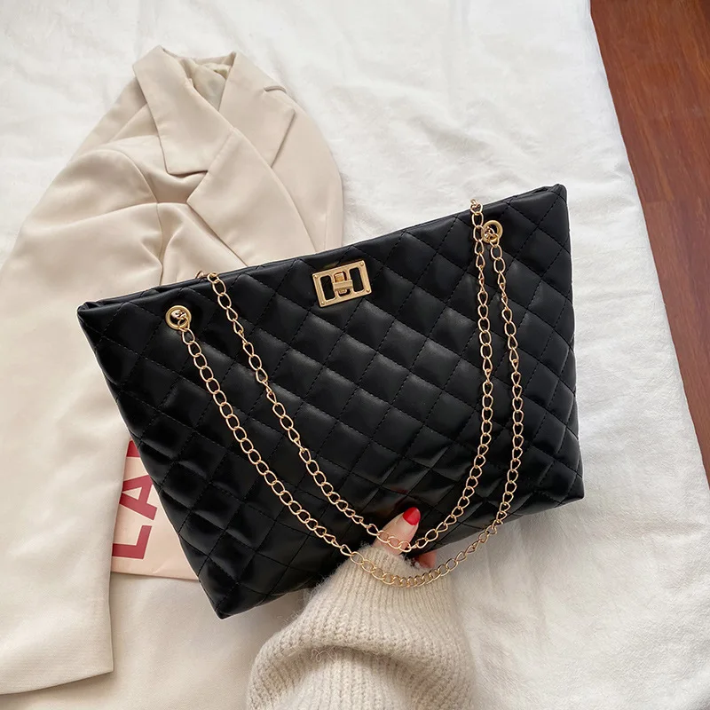 Fashion Lingge Mini Tote Bags for Women 2022 New Large Capacity Shoulder Crossbody Bags for Women Ladies Purses and Handbags
Fashion Lingge Mini Tote Bags for Women 2022 New Large Capacity Shoulder Crossbody Bags for Women Ladies Purses and Handbags