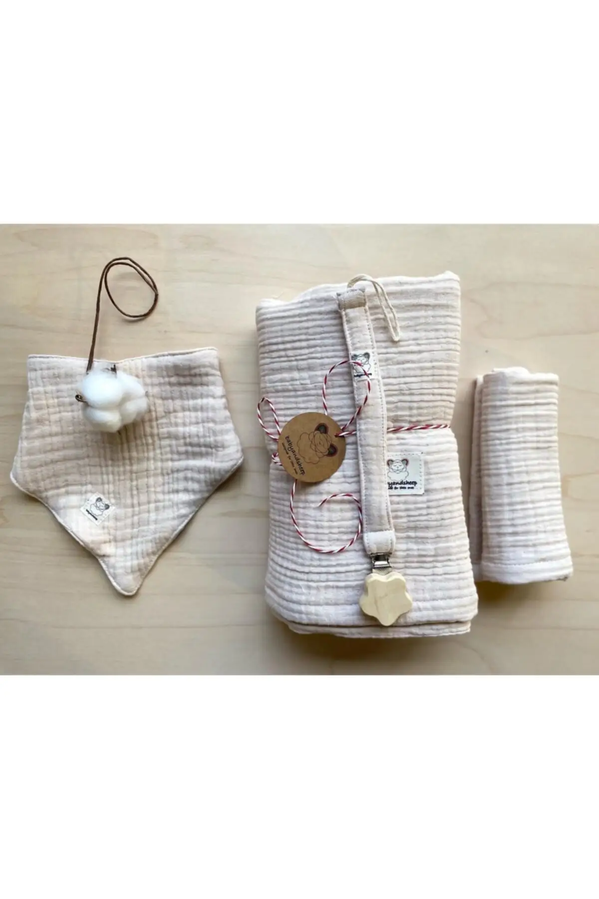 Cream Color Four Fold Muslin Blanket-Mouth Wipes-Apron-Spice Strap Quadruple Set Baby Gift Mother & Child
Cream Color Four Fold Muslin Blanket-Mouth Wipes-Apron-Spice Strap Quadruple Set Baby Gift Mother & Child